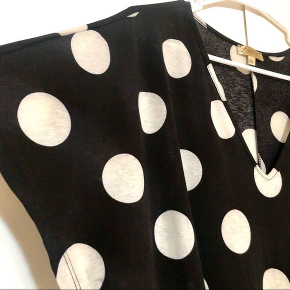 Lavish Black & White Polka Dot Shirt Women’s L - Picture 6 of 16